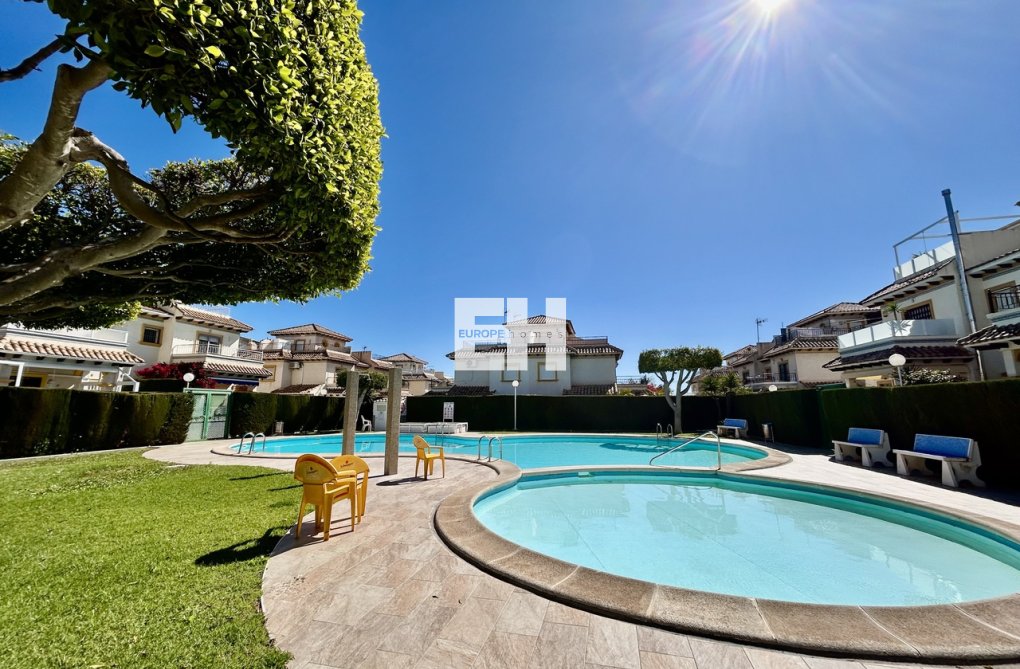 Resale - Apartment - Punta Prima - Costa Blanca