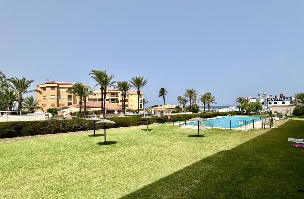 Resale - Apartment - Punta Prima - Costa Blanca