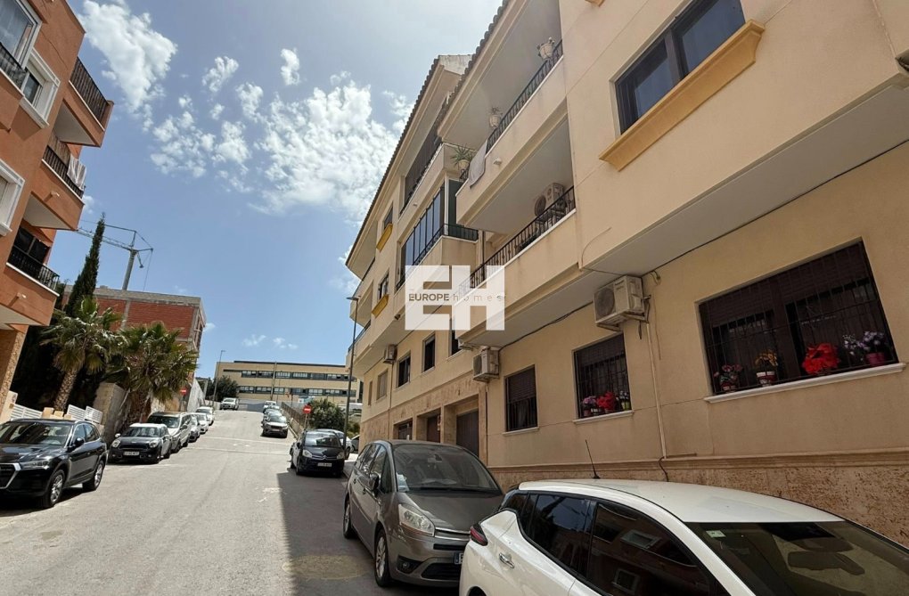 Resale - Apartment - San Miguel de Salinas - Inland