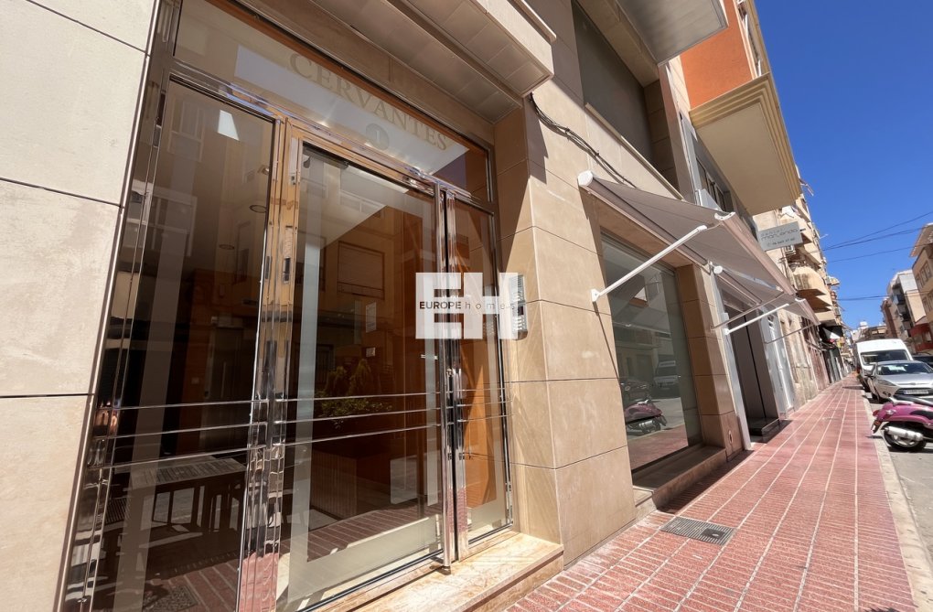 Resale - Apartment - Santa Pola - Costa Blanca