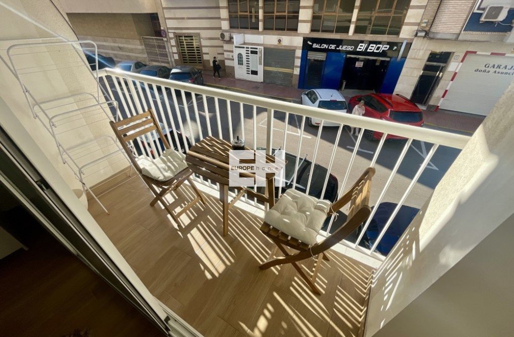 Resale - Apartment - Santa Pola - Costa Blanca