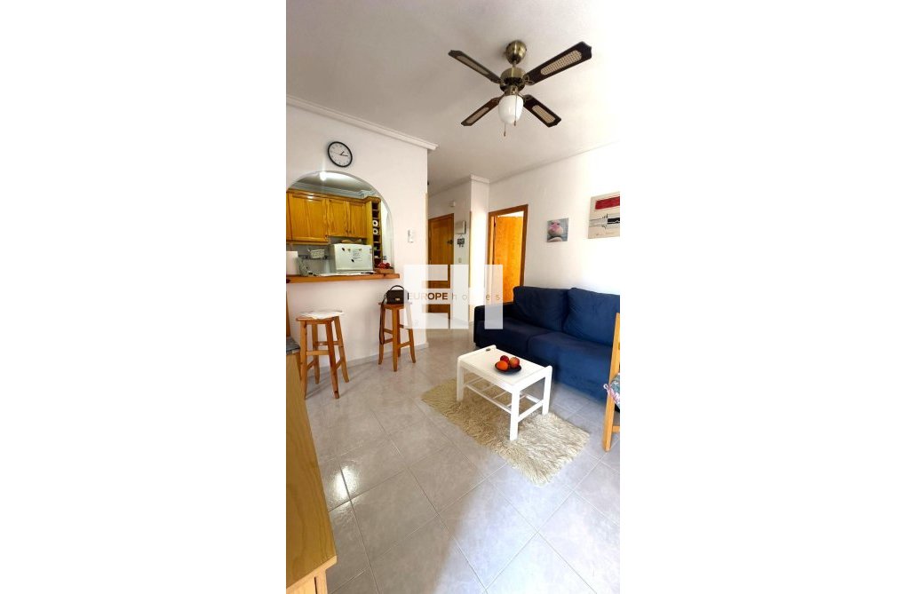 Resale - Apartment - Torrevieja - Acequion