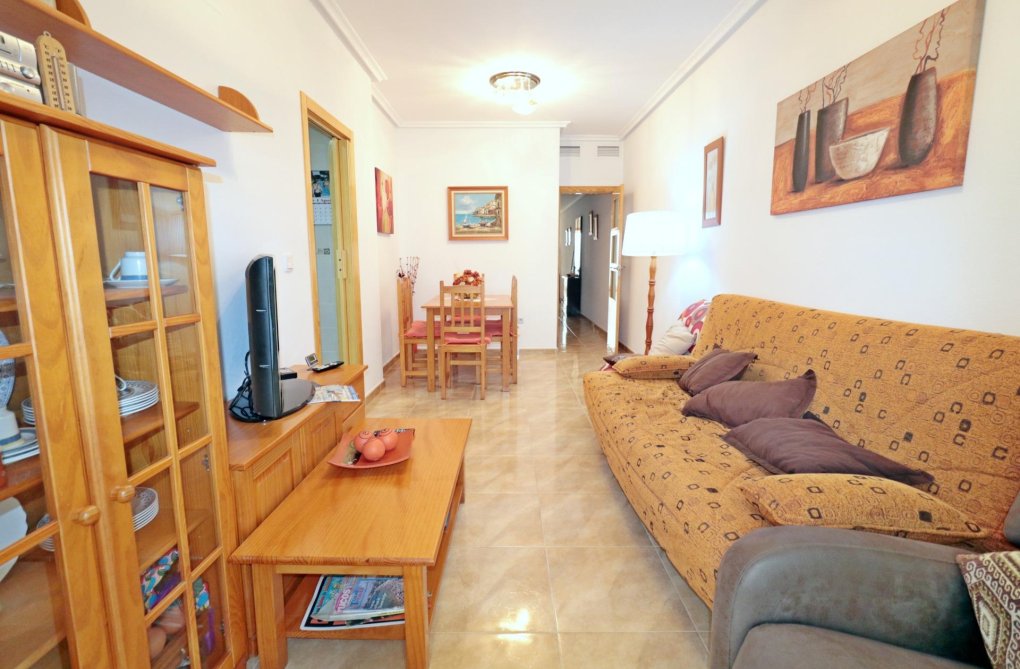 Resale - Apartment - Torrevieja - Acequion