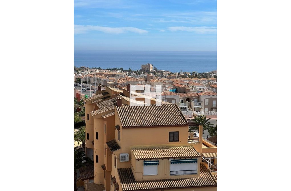 Resale - Apartment - Torrevieja - Aguas Nuevas