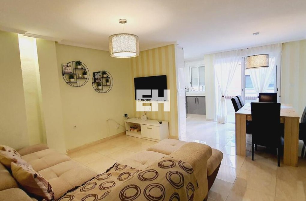 Resale - Apartment - Torrevieja - Centro