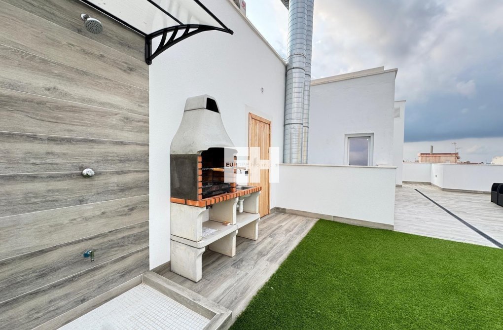 Resale - Apartment - Torrevieja - Centro