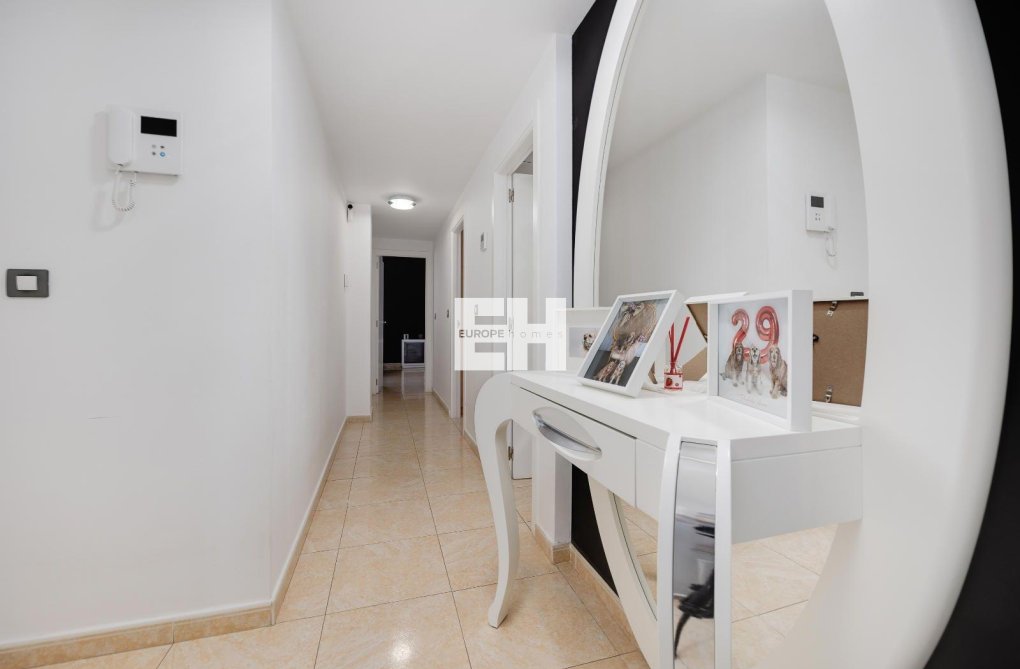 Resale - Apartment - Torrevieja - Centro