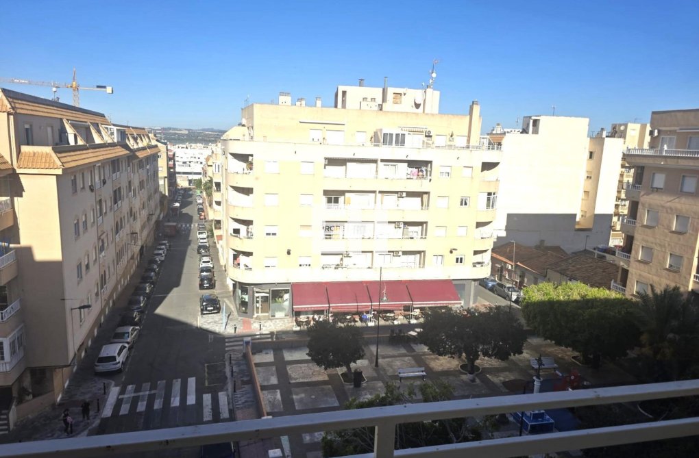 Resale - Apartment - Torrevieja - Centro