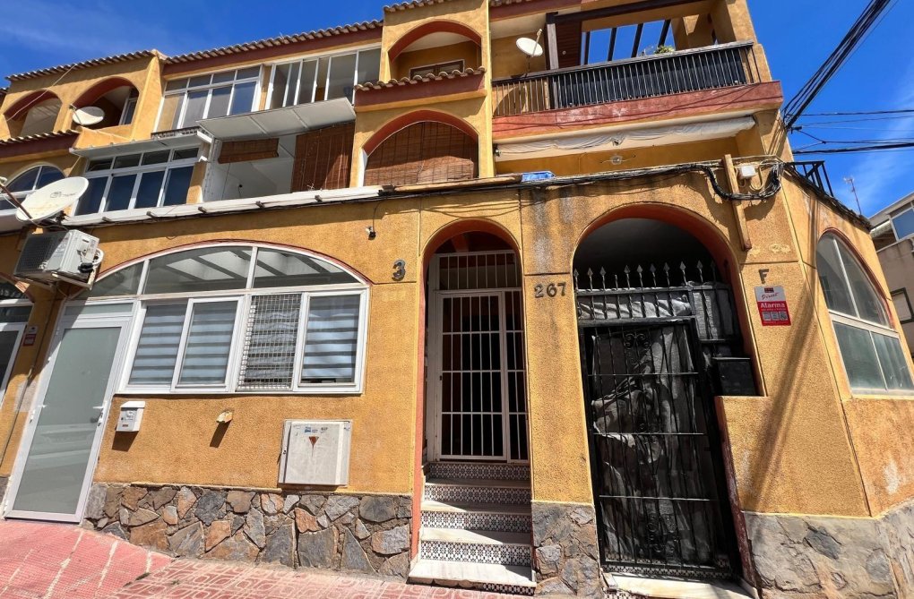 Resale - Apartment - Torrevieja - Centro