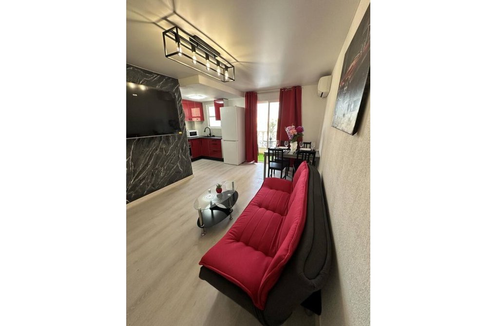 Resale - Apartment - Torrevieja - Centro