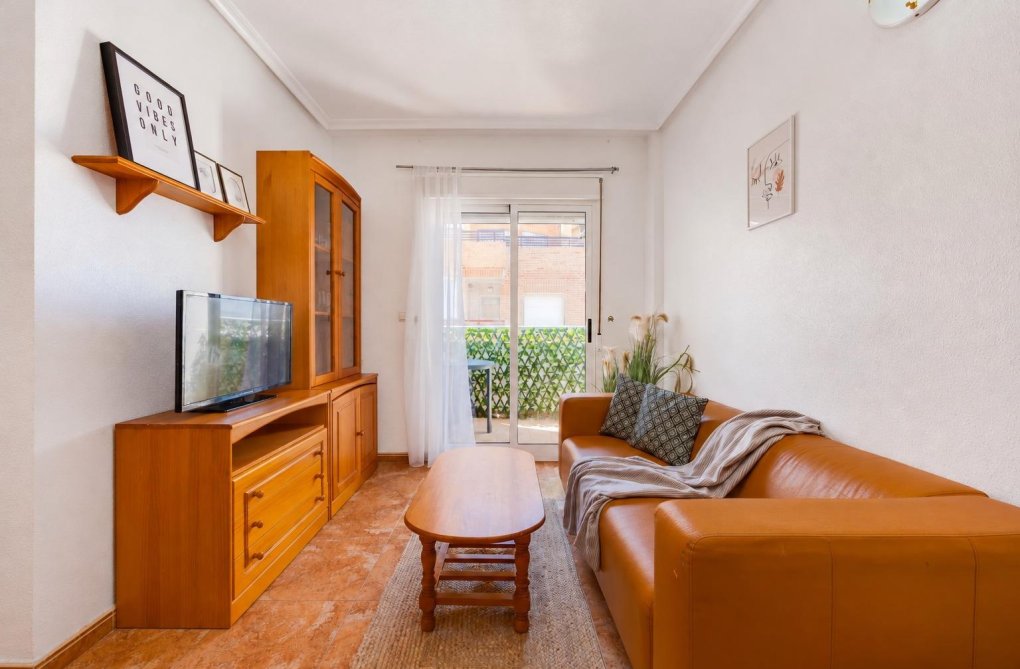 Resale - Apartment - Torrevieja - Centro