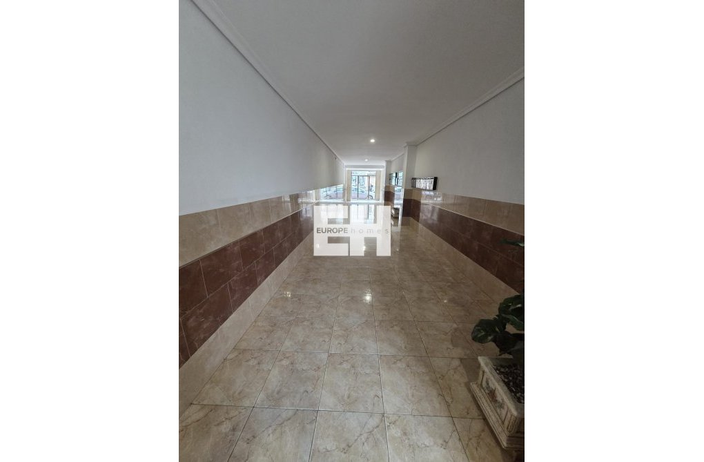 Resale - Apartment - Torrevieja - Costa Blanca
