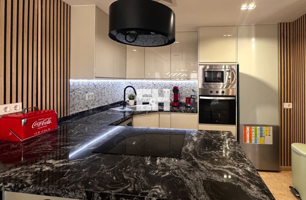 Resale - Apartment - Torrevieja - Costa Blanca