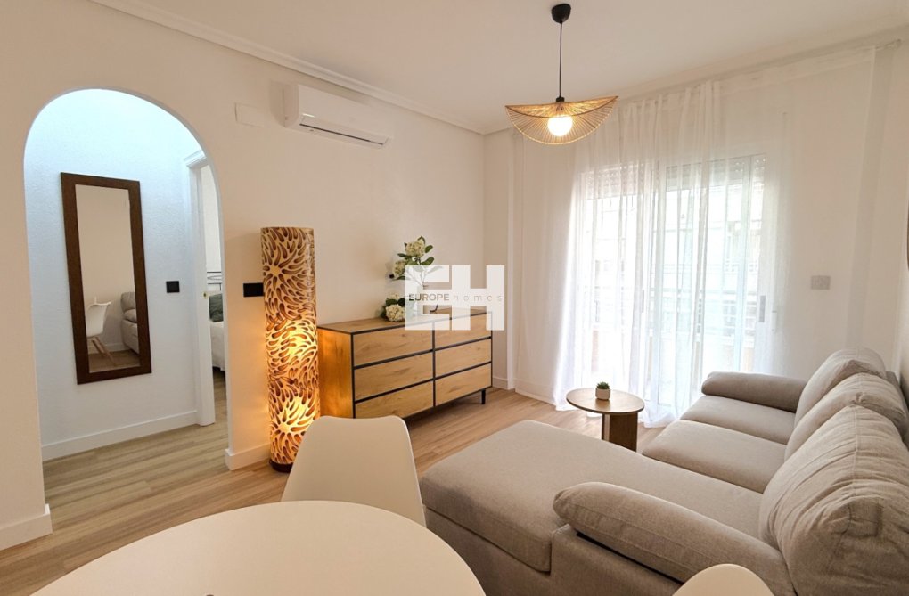 Resale - Apartment - Torrevieja - Costa Blanca