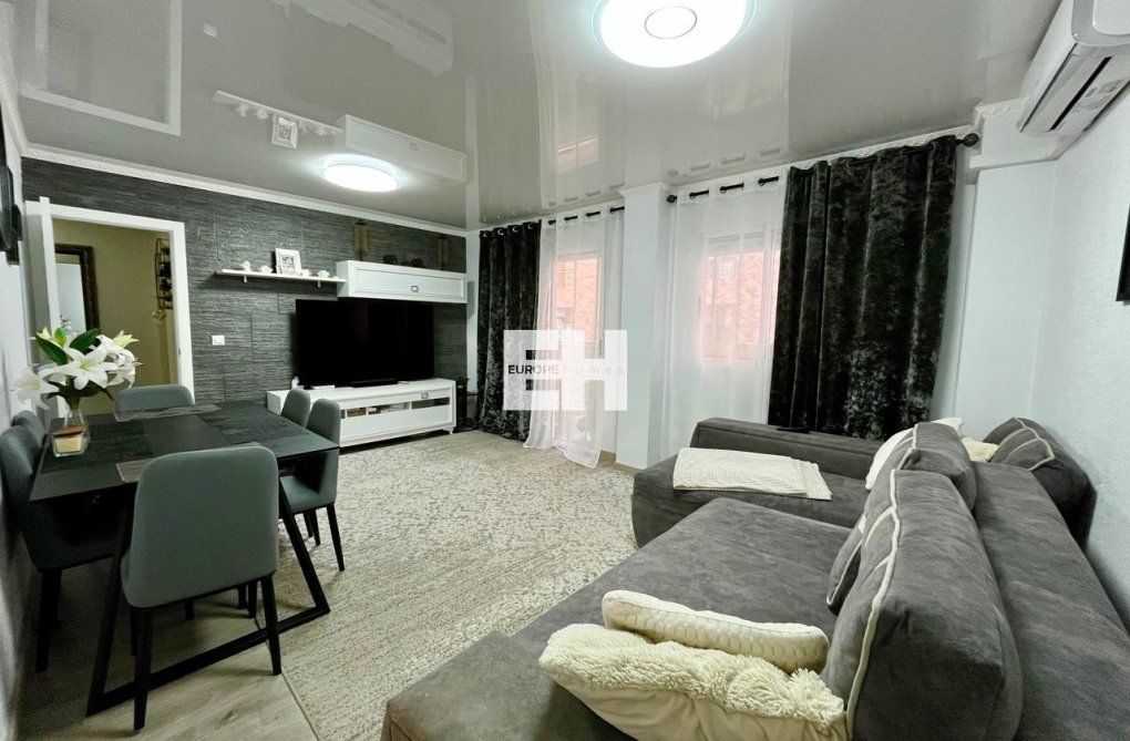 Resale - Apartment - Torrevieja - Costa Blanca