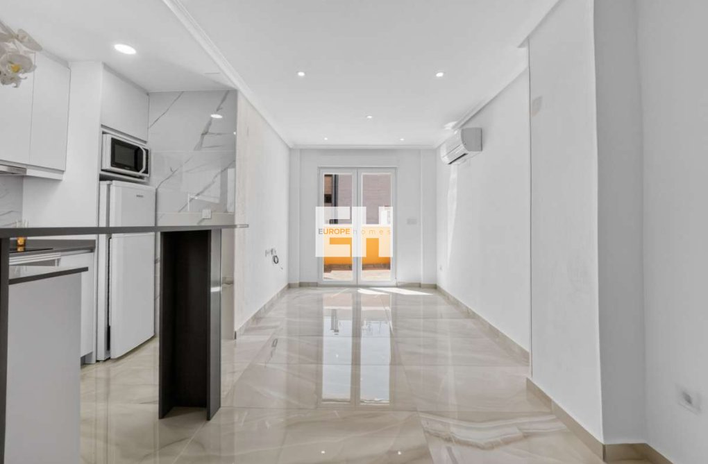 Resale - Apartment - Torrevieja - Costa Blanca