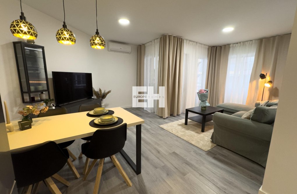 Resale - Apartment - Torrevieja - Curva Del Palangre