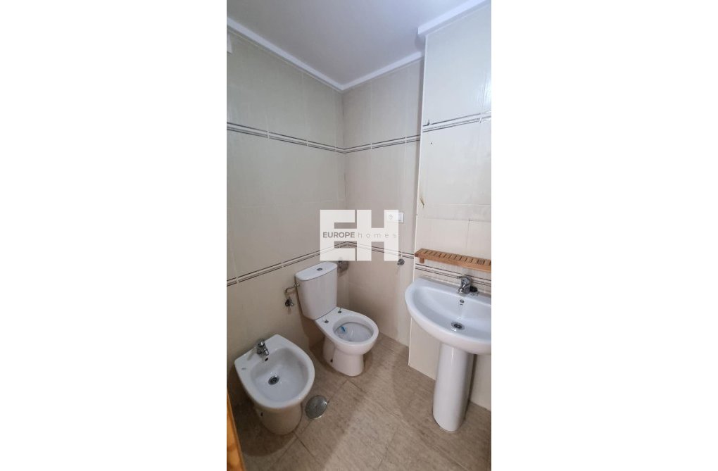 Resale - Apartment - Torrevieja - El Molino