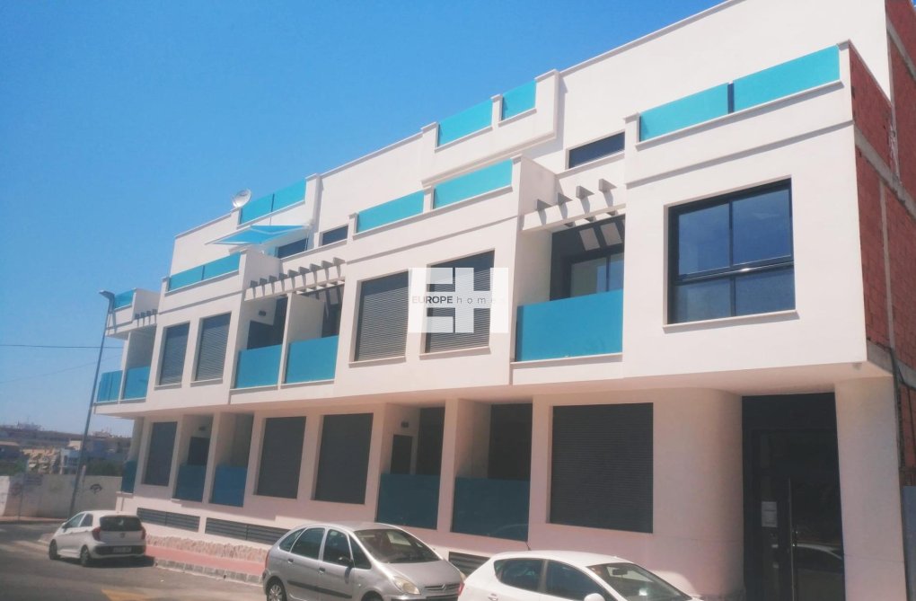 Resale - Apartment - Torrevieja - Estacion De Autobuses