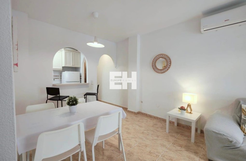 Resale - Apartment - Torrevieja - Estacion De Autobuses