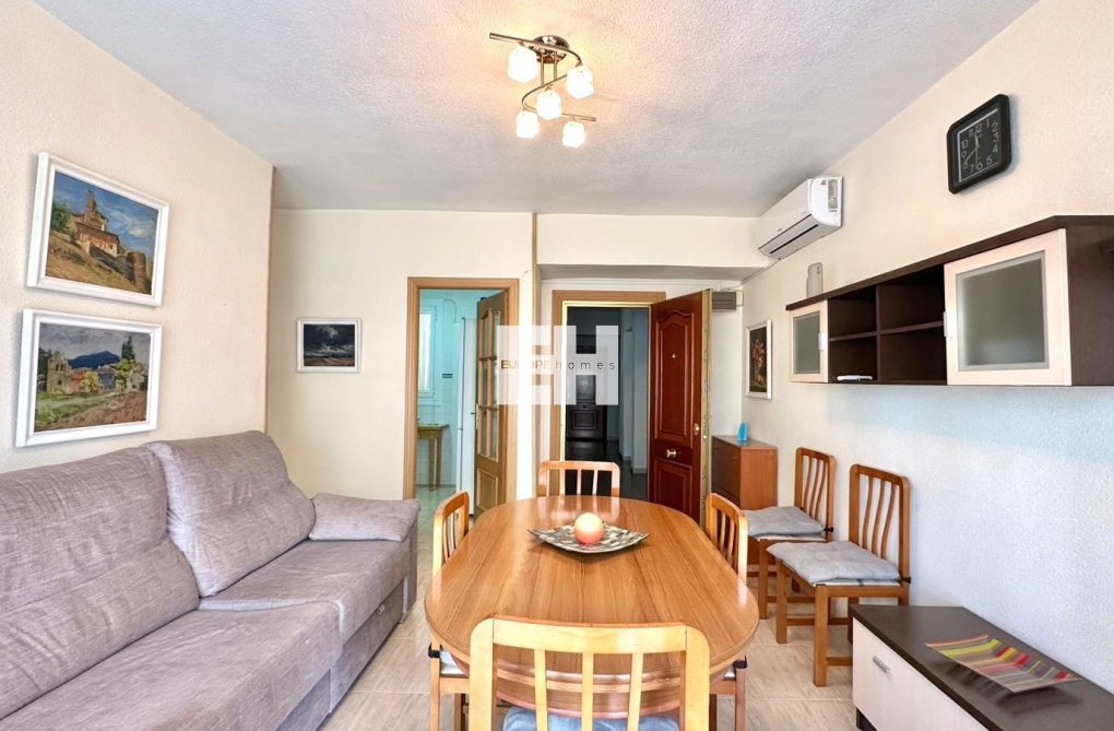 Resale - Apartment - Torrevieja - Estacion De Autobuses