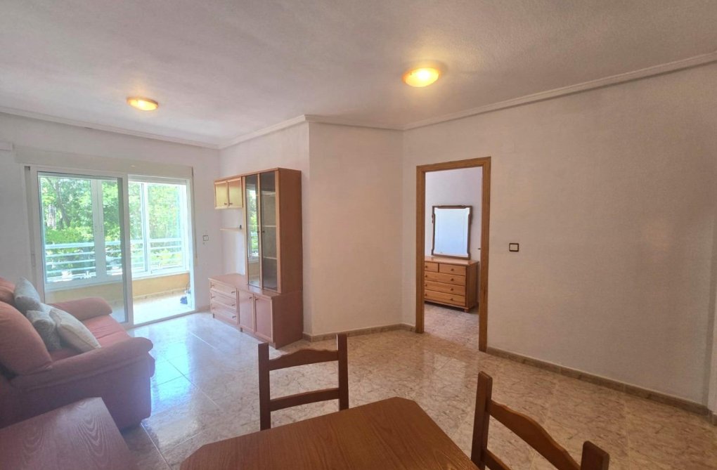 Resale - Apartment - Torrevieja - Habaneras