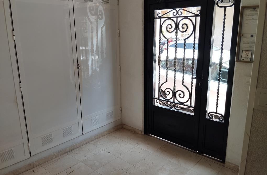 Resale - Apartment - Torrevieja - Habaneras