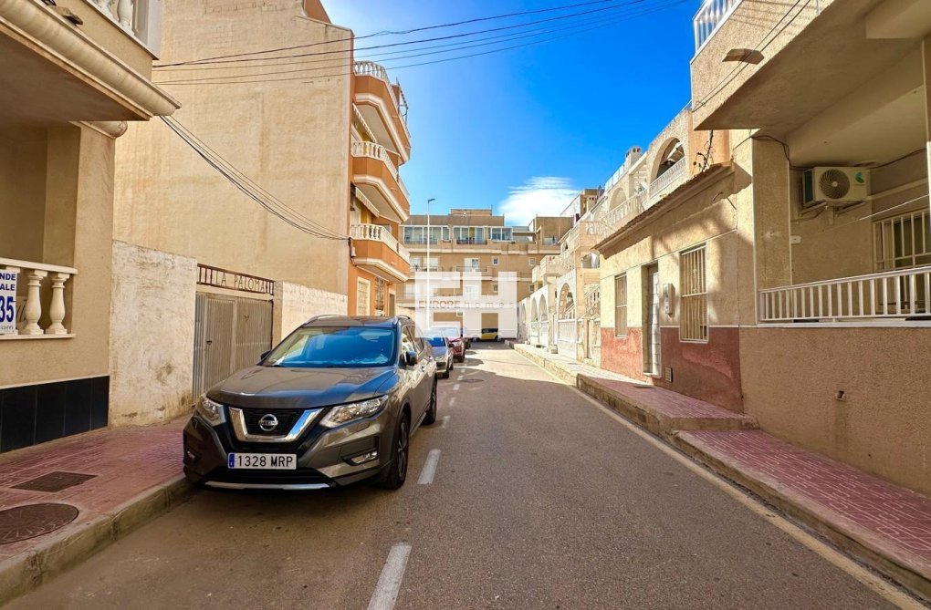Resale - Apartment - Torrevieja - La Mata Pueblo