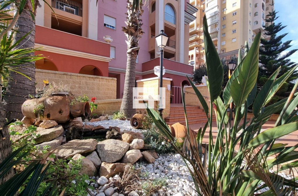 Resale - Apartment - Torrevieja - Los Frutales