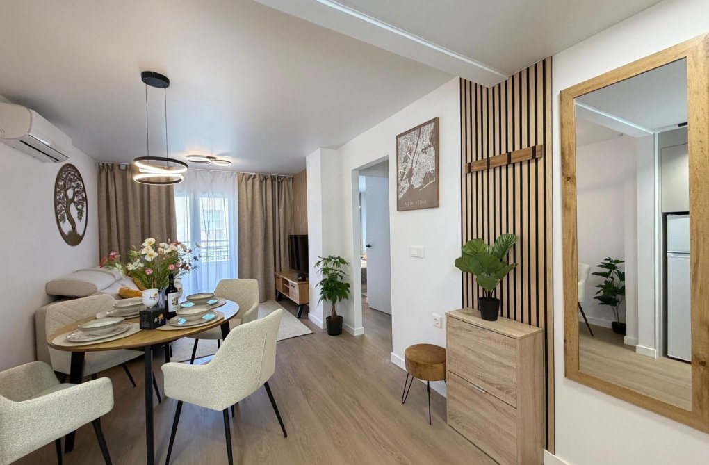 Resale - Apartment - Torrevieja - Nueva Torrevieja