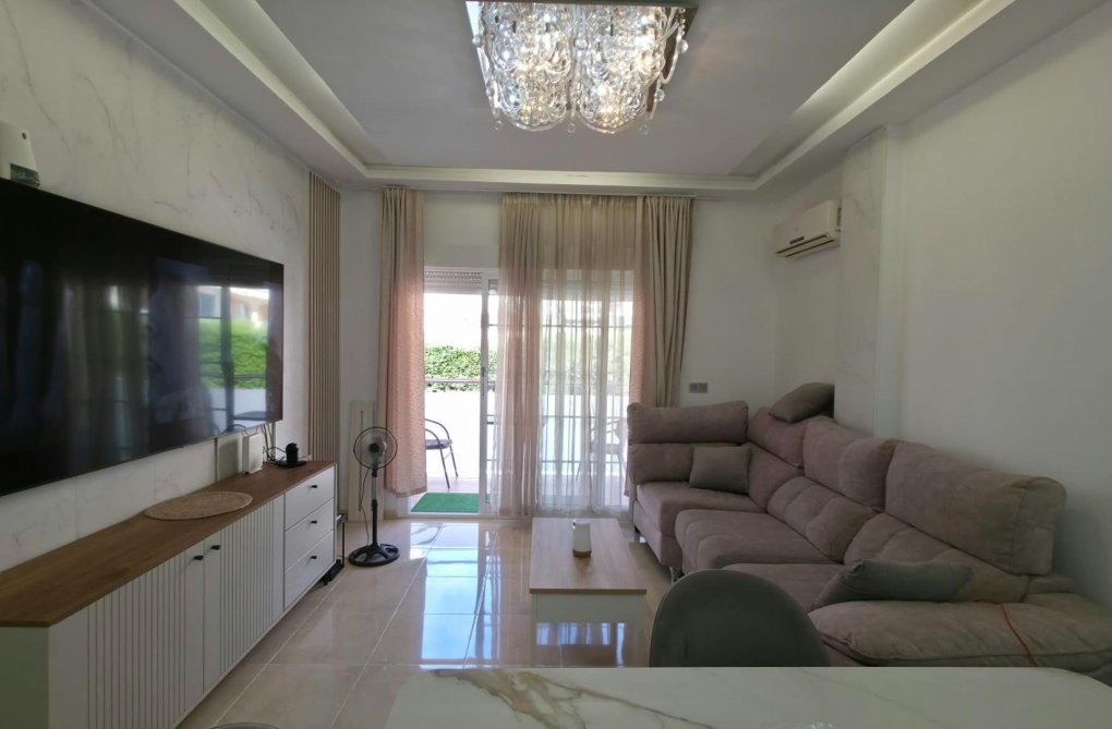 Resale - Apartment - Torrevieja - Nueva Torrevieja
