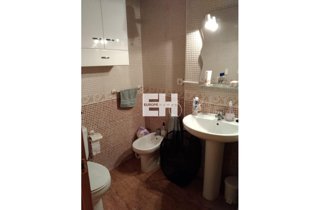 Resale - Apartment - Torrevieja - Parque Acuático - Sector 25