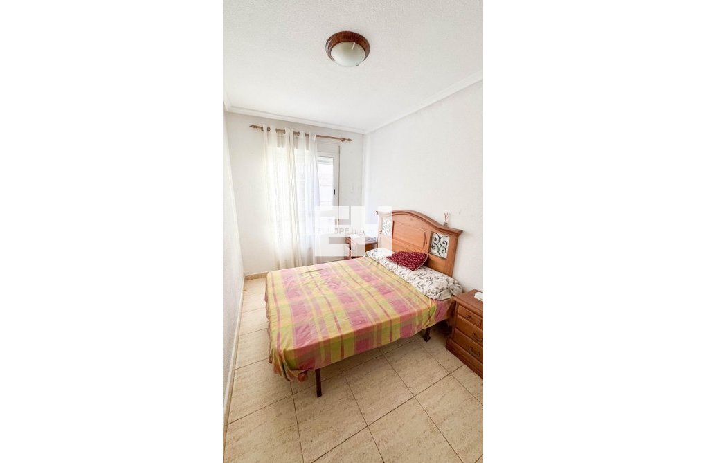 Resale - Apartment - Torrevieja - Parque De Las Naciones