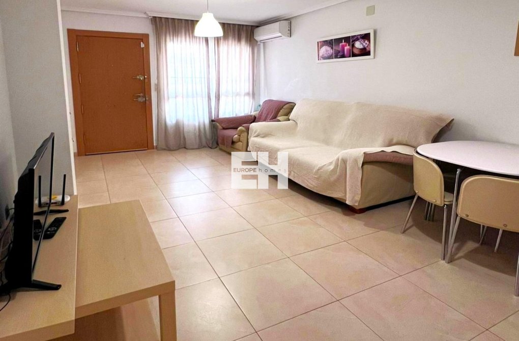 Resale - Apartment - Torrevieja - Playa de los Locos