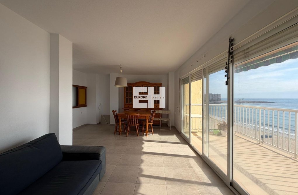Resale - Apartment - Torrevieja - Playa de los Locos