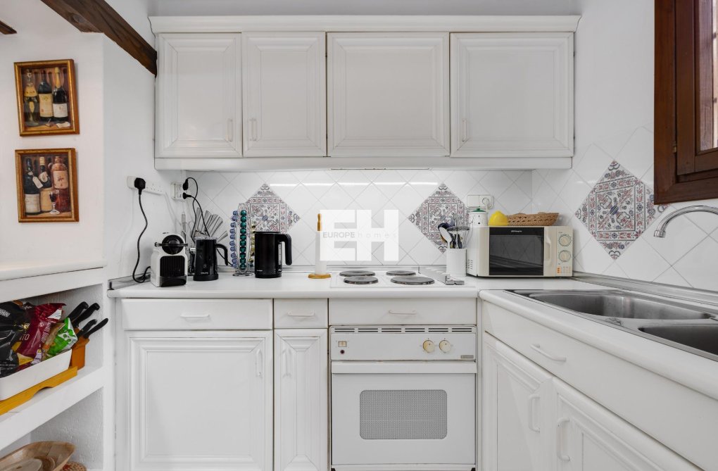 Resale - Apartment - Torrevieja - Playa de los Locos