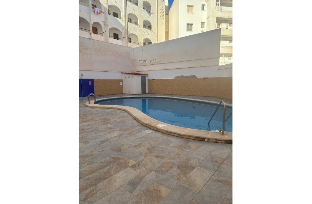 Resale - Apartment - Torrevieja - Playa de los Locos