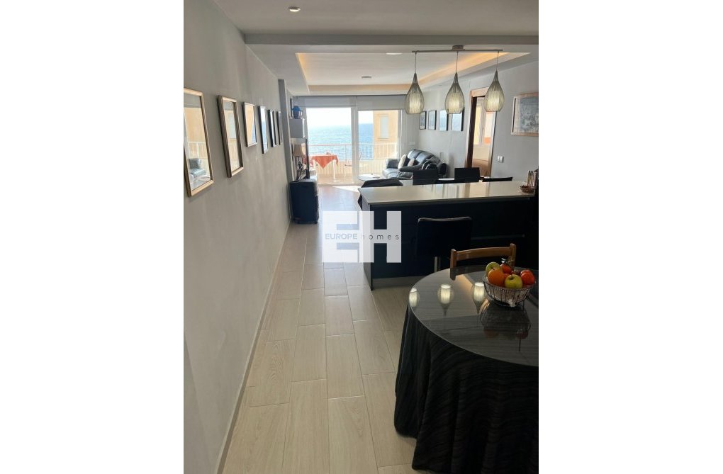 Resale - Apartment - Torrevieja - Playa del Cura