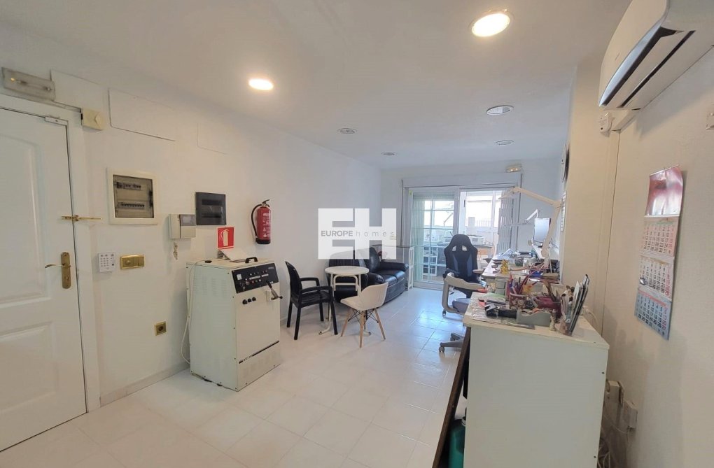 Resale - Apartment - Torrevieja - Playa del Cura