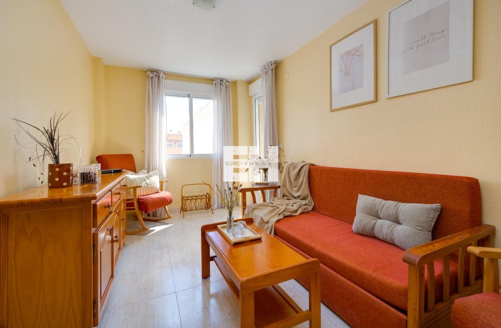 Resale - Apartment - Torrevieja - Playa del Cura