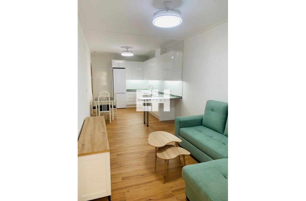 Resale - Apartment - Torrevieja - Playa del Cura