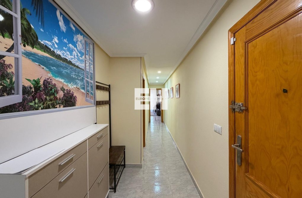Resale - Apartment - Torrevieja - Playa del Cura