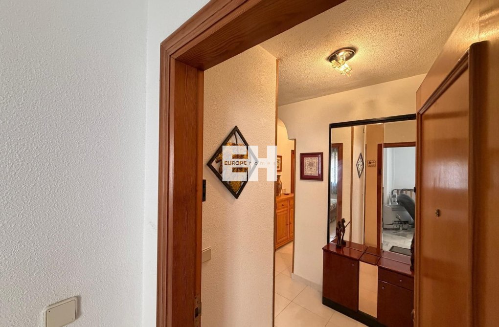 Resale - Apartment - Torrevieja - Playa del Cura