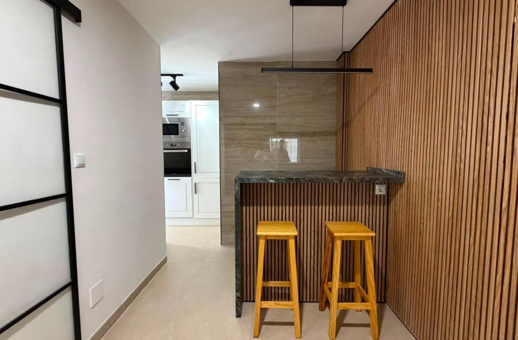 Resale - Apartment - Torrevieja - Playa del Cura