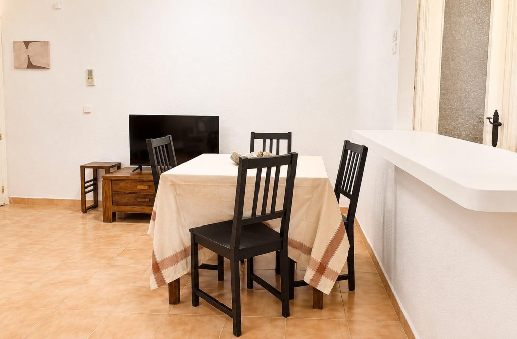 Resale - Apartment - Torrevieja - Playa del Cura