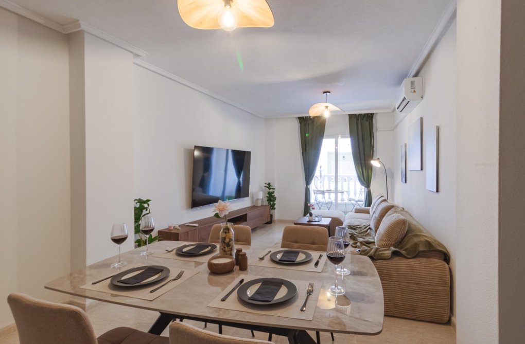 Resale - Apartment - Torrevieja - Playa del Cura