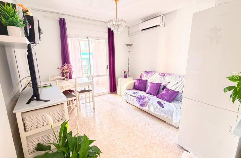 Resale - Apartment - Torrevieja - Playa del Cura