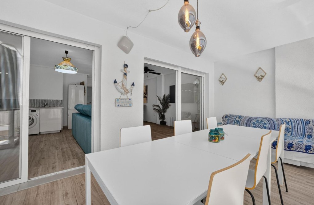 Resale - Apartment - Torrevieja - Playa del Cura