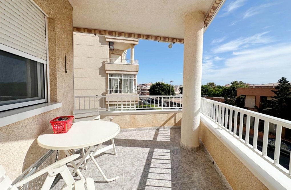 Resale - Apartment - Torrevieja - Playa del Cura