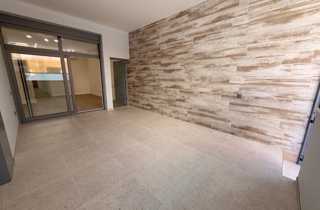 Resale - Apartment - Torrevieja - Playa del Cura